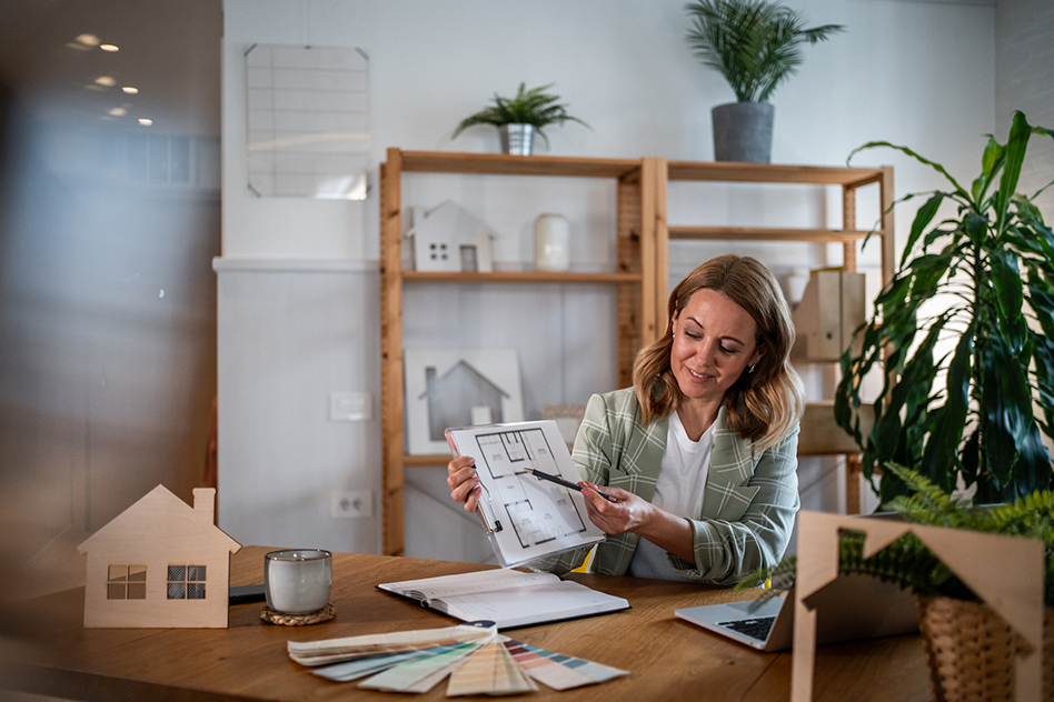 Design consultant meeting